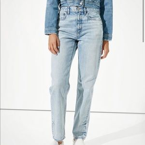 AE ‘90s Boyfriend Jean